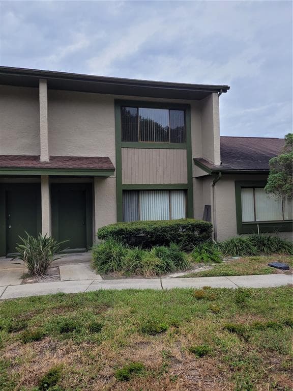7805 AMBERLEA COURT TEMPLE TERRACE, FL 33637