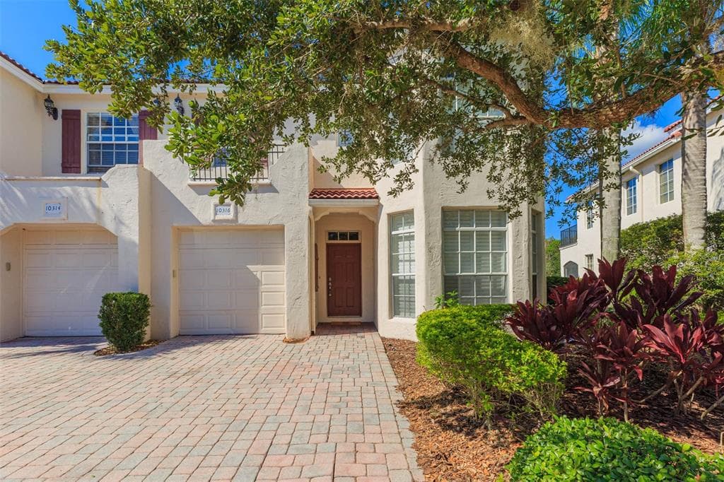 10316 SAVILLE ROWE LANE TAMPA, FL 33626