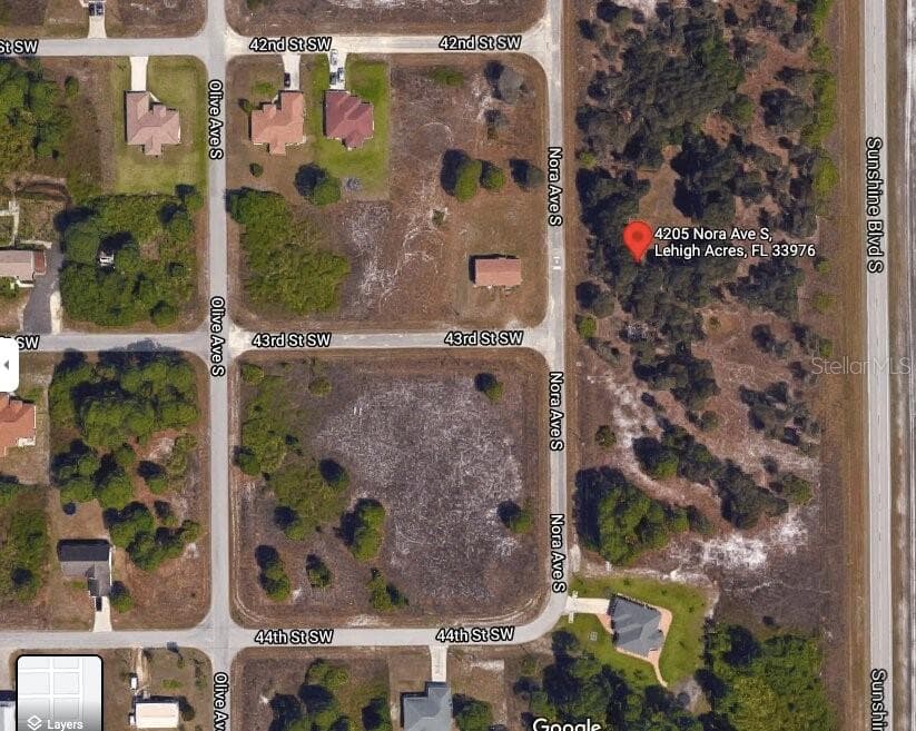 4205 NORA AVENUE S LEHIGH ACRES, FL 33976