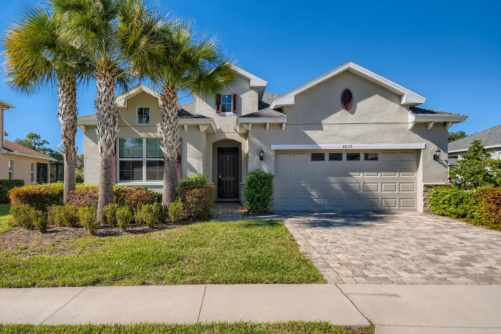 8639 EAGLE BROOK DRIVE LAND O LAKES, FL 34638