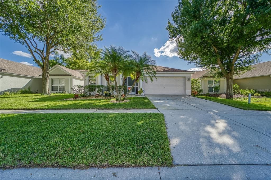 10533 EGRET HAVEN LANE RIVERVIEW, FL 33578