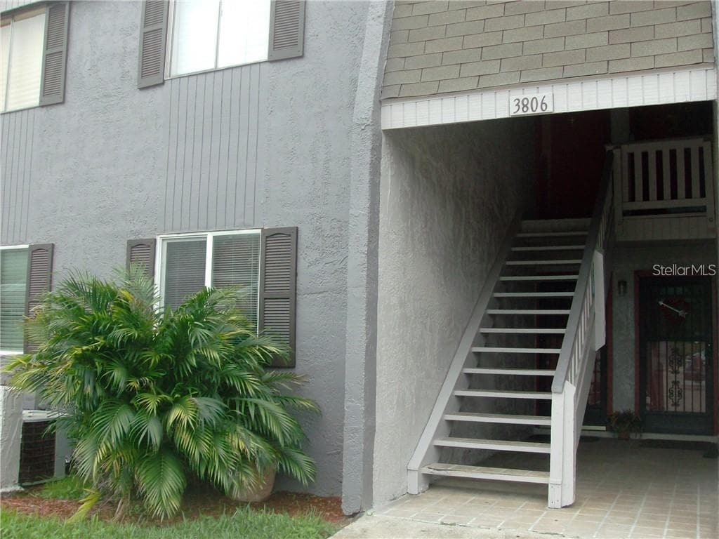 3806 CORTEZ CIRCLE UNIT A TAMPA, FL 33614