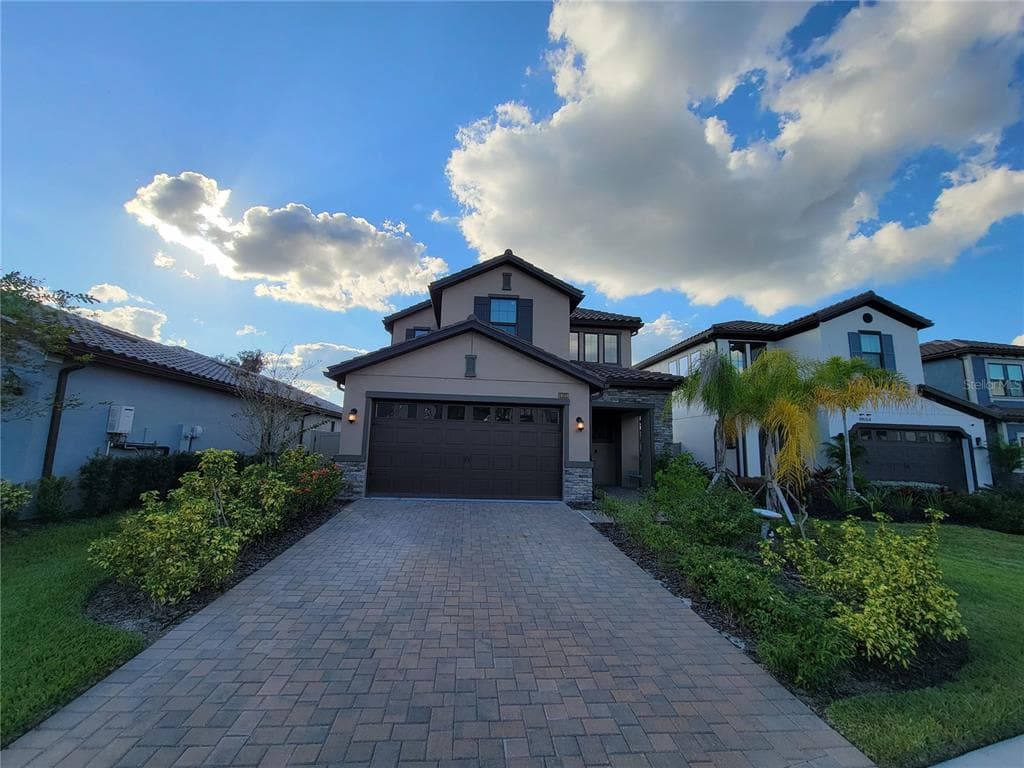 19558 ROSEATE DRIVE LUTZ, FL 33558