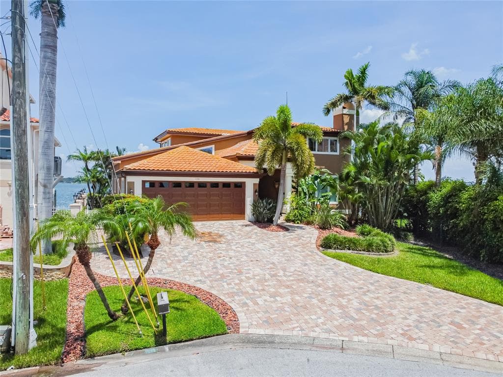 1201 BAY DRIVE BELLEAIR BEACH, FL 33786