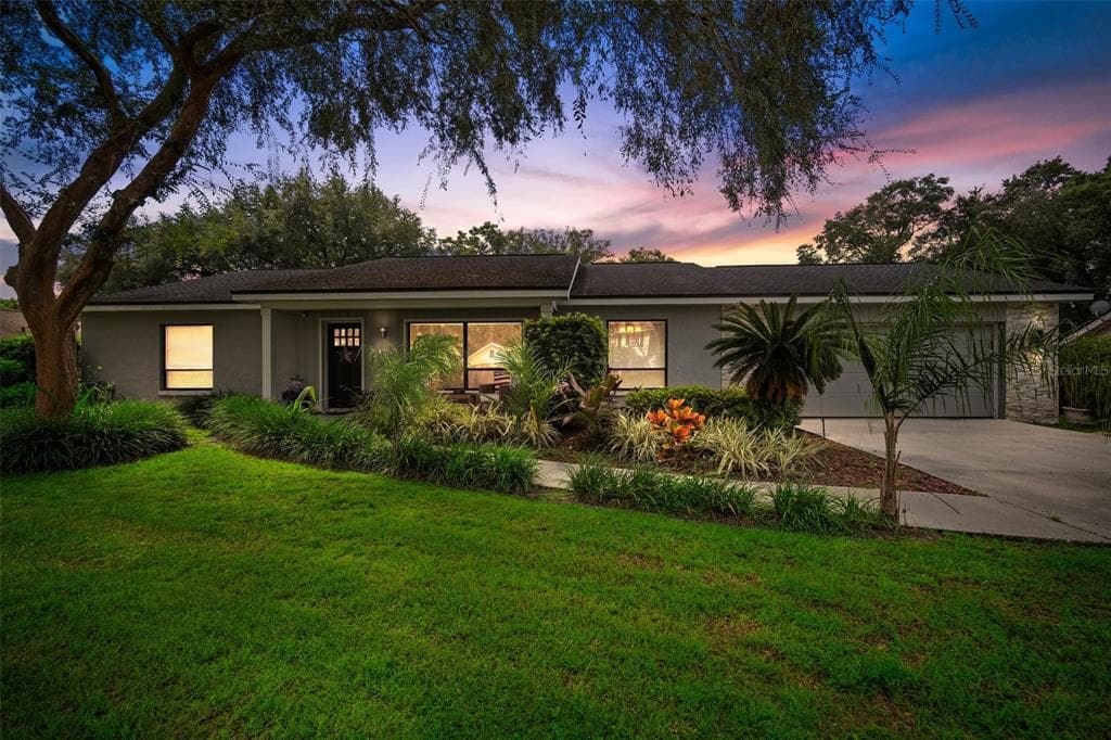 907 TERRA MAR DRIVE