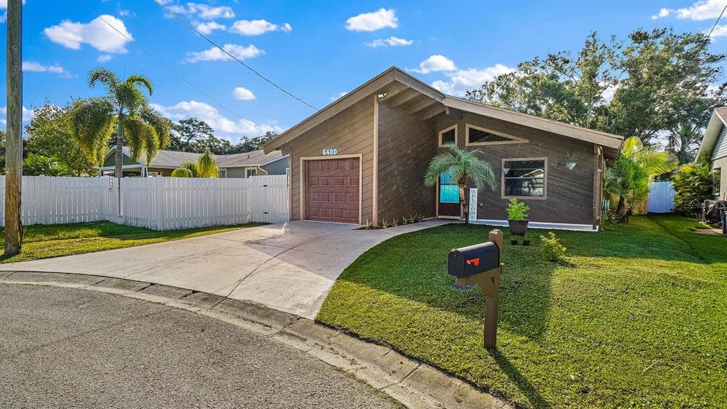 6400 69TH AVENUE N PINELLAS PARK, FL 33781