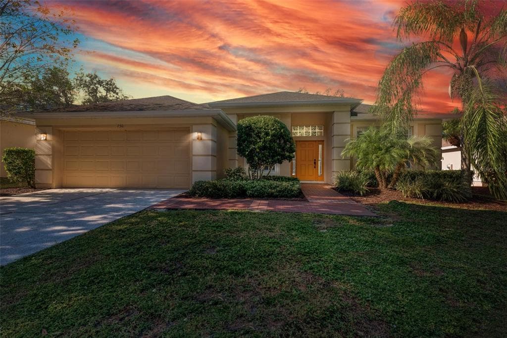 750 SHORECREST DRIVE SARASOTA, FL 34232