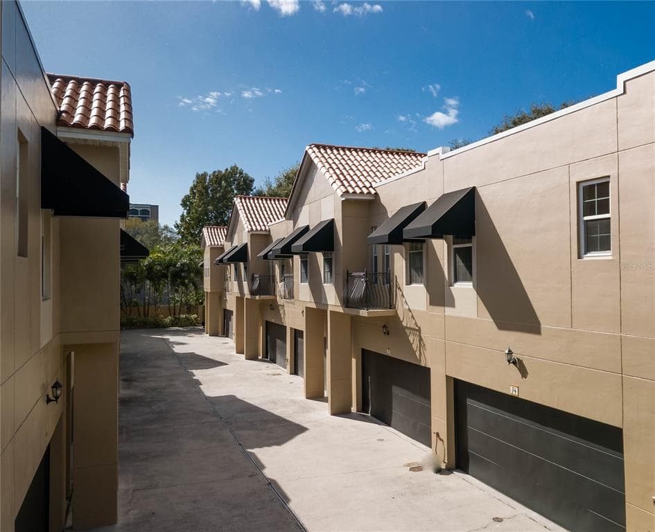 3210 W HORATIO STREET UNIT 12