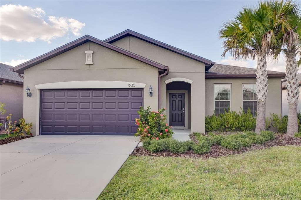 16351 TREASURE POINT DRIVE WIMAUMA, FL 33598