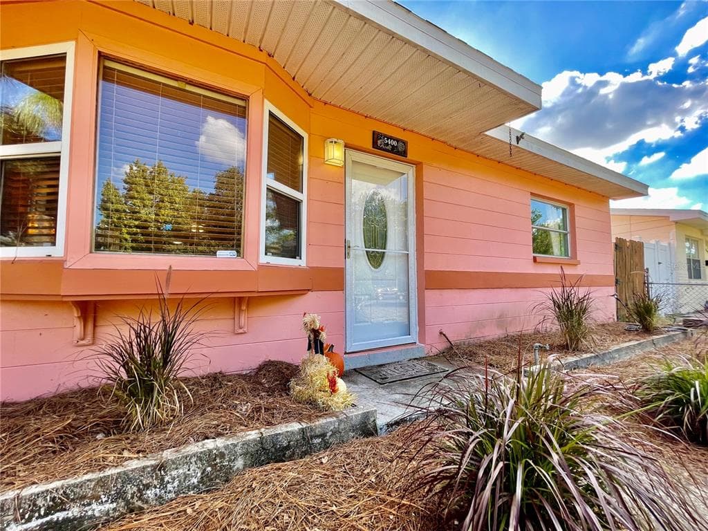 5400 39TH AVENUE N ST PETERSBURG, FL 33709