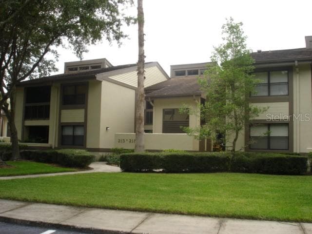218 WOODLAKE WYNDE OLDSMAR, FL 34677