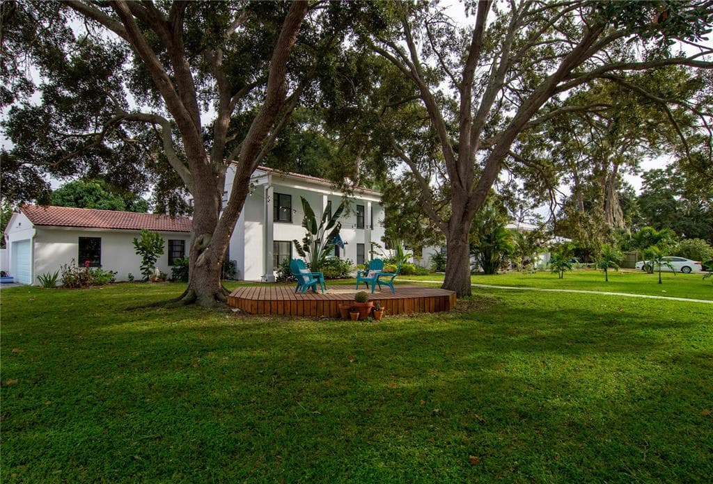 2502 MADRID WAY S ST PETERSBURG, FL 33712