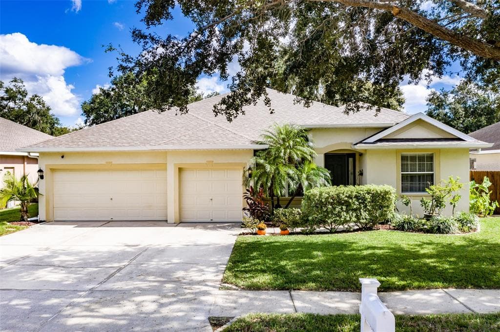 7809 RIVERWOOD OAKS DRIVE RIVERVIEW, FL 33578