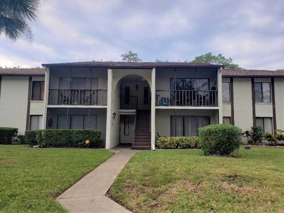 2687 PINE RIDGE WAY S UNIT H1 PALM HARBOR, FL 34684