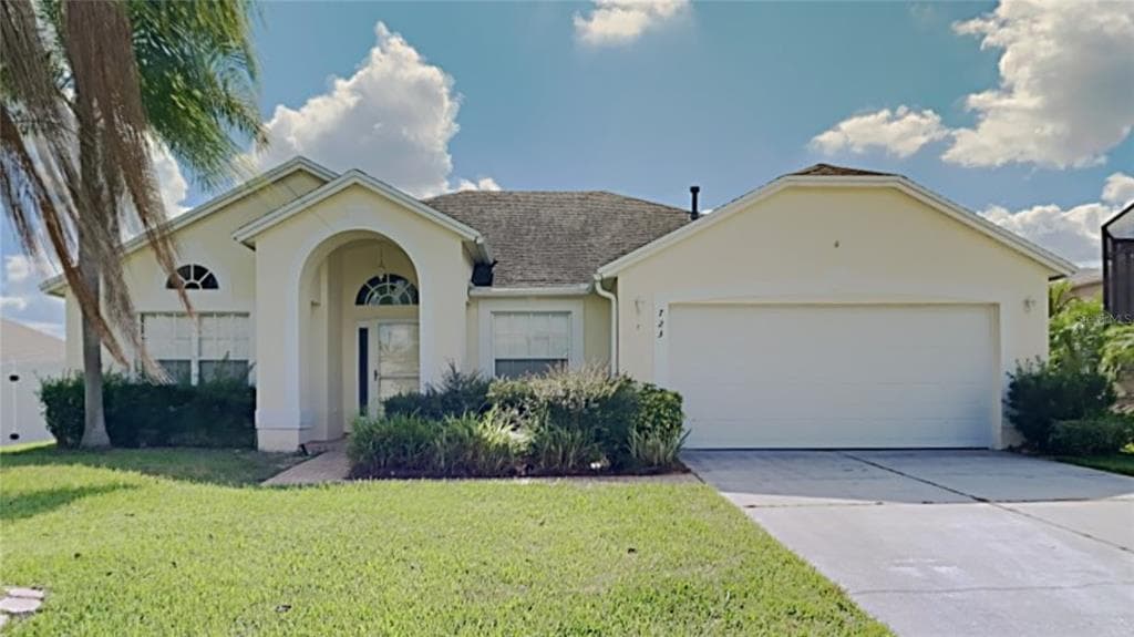 723 VIA BIANCA DRIVE DAVENPORT, FL 33896