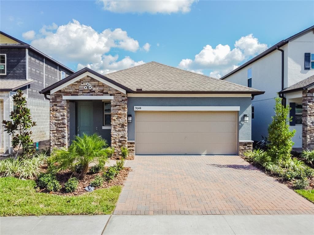 9644 LITTLE BLUESTEM DRIVE LAND O LAKES, FL 34637