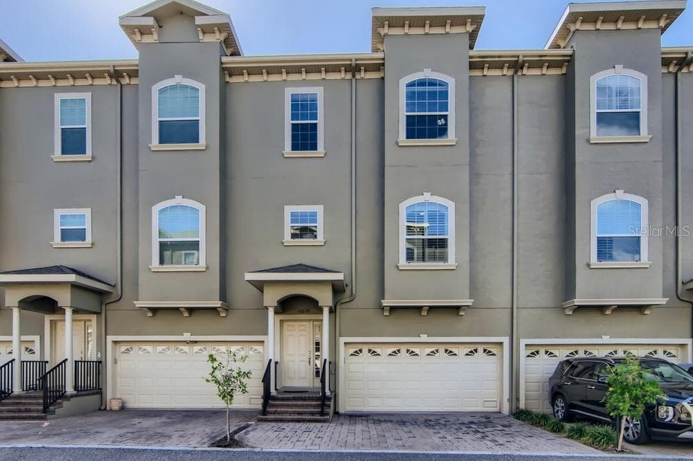 10070 BAYOU GRANDE AVENUE SEMINOLE, FL 33772