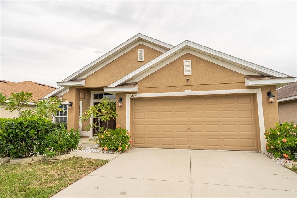 10924 KIRKWALL PORT DRIVE WIMAUMA, FL 33598