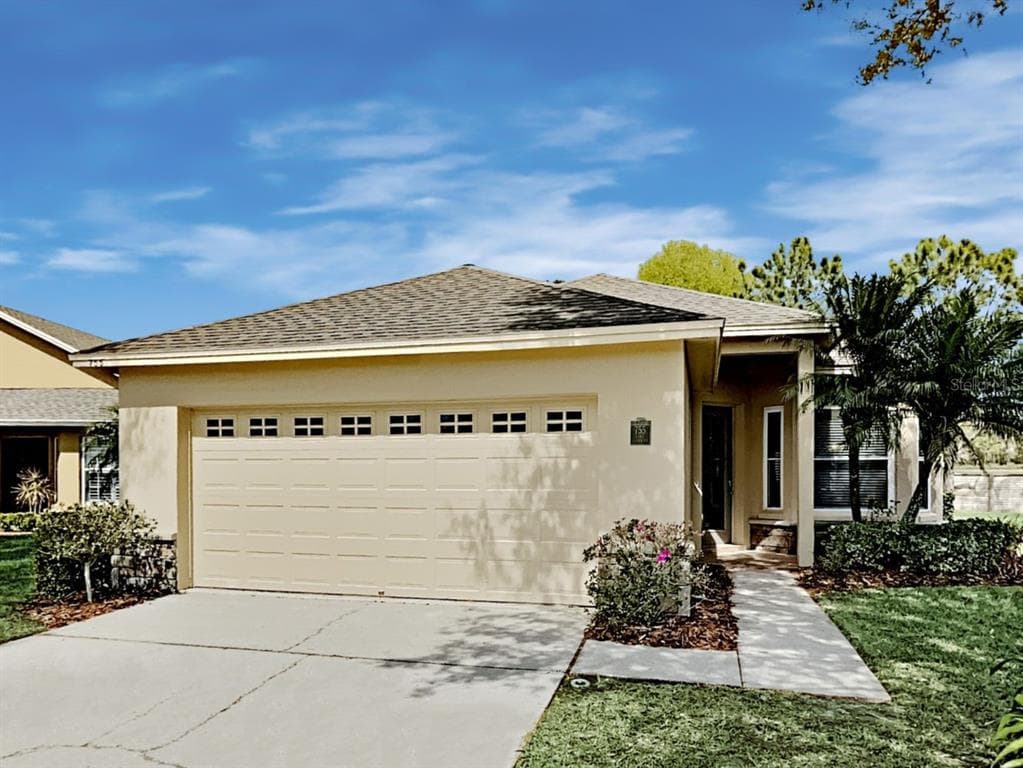 755 LAKE CLARK COURT LAKELAND, FL 33813
