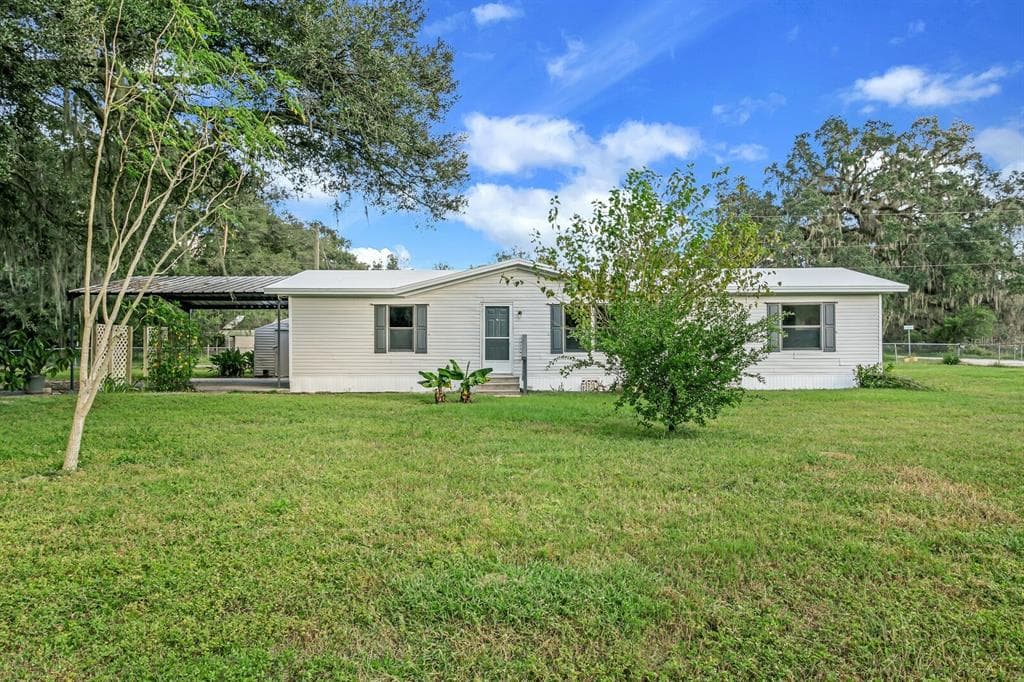 37247 PHELPS ROAD ZEPHYRHILLS, FL 33541