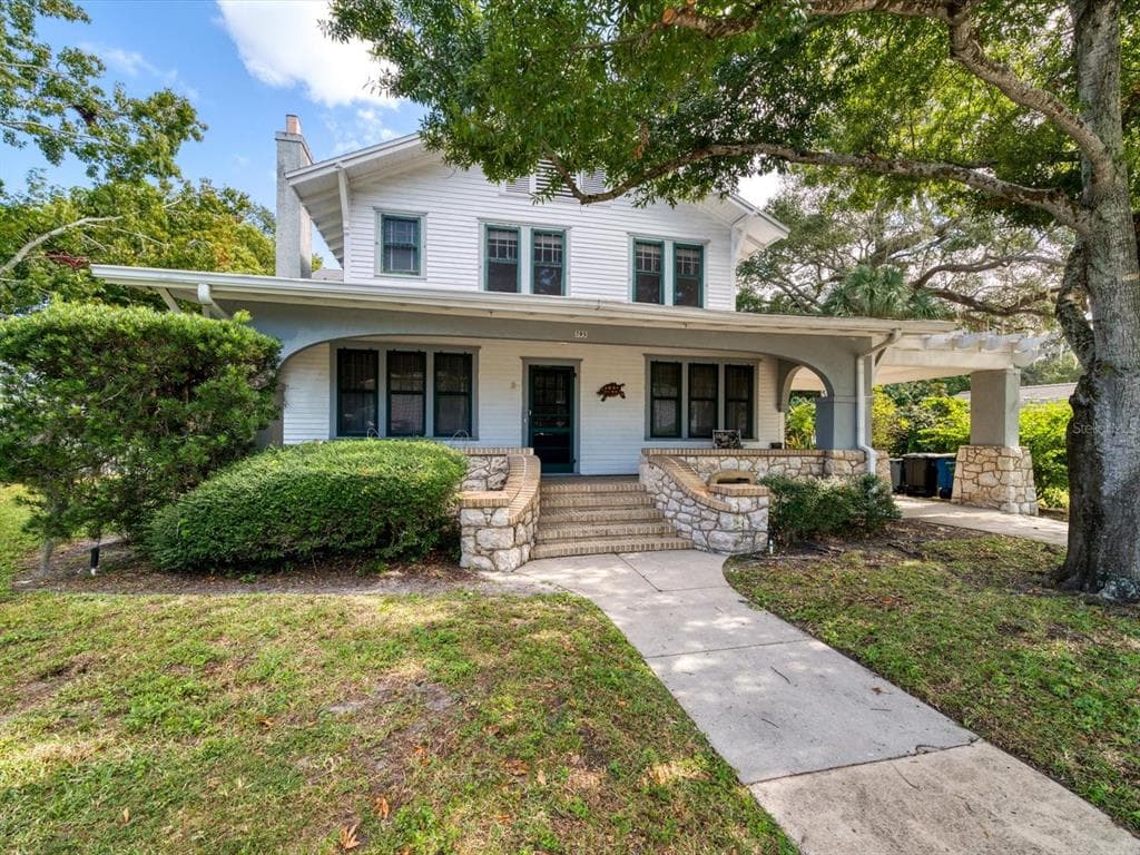 705 BAY AVENUE CLEARWATER, FL 33756