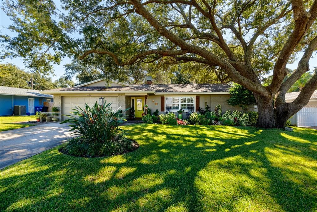 14480 TANGLEWOOD DRIVE LARGO, FL 33774