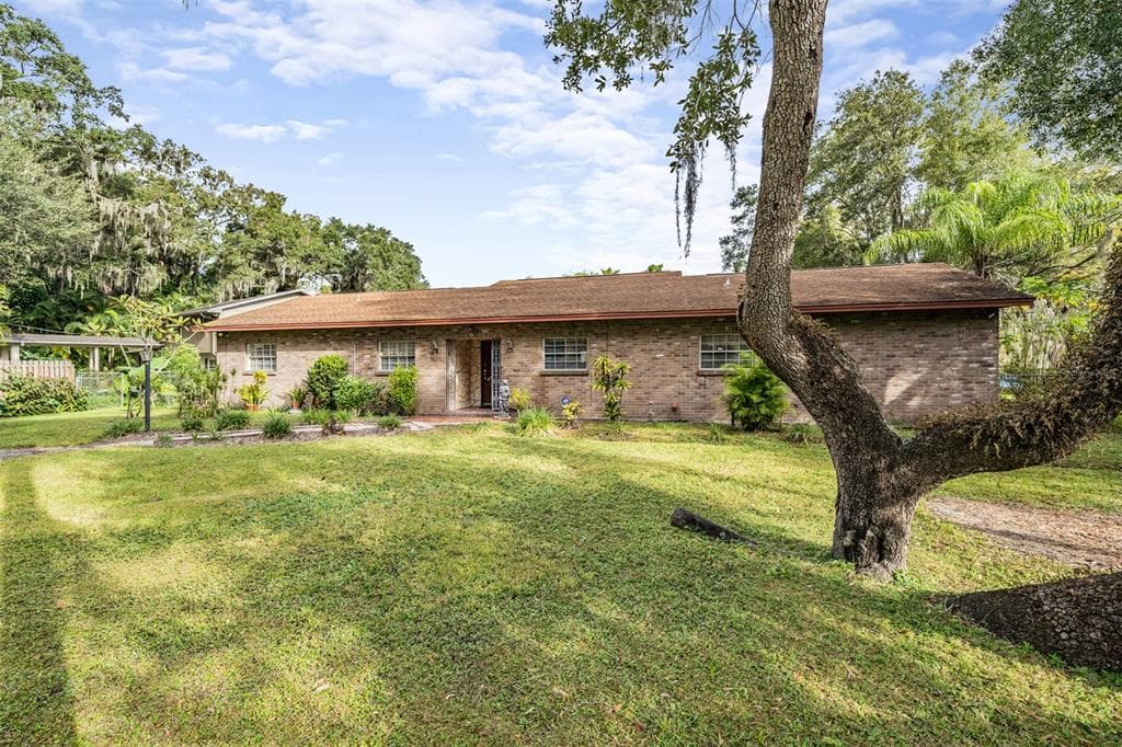 3408 RIVER GROVE DRIVE TAMPA, FL 33610