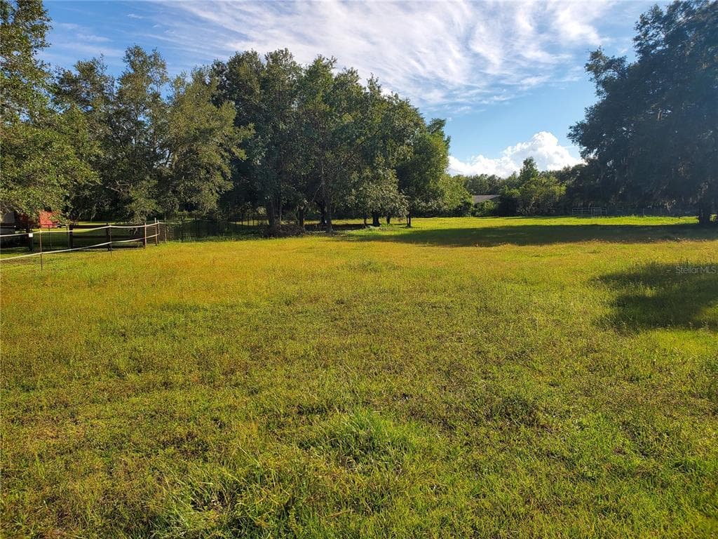 406 RIVER BED COURT WIMAUMA, FL 33598