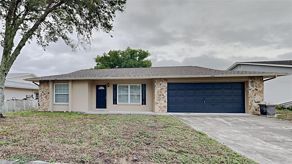 11604 BEAR PAW LANE PORT RICHEY, FL 34668