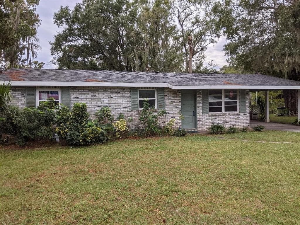 21040 3RD STREET LAND O LAKES, FL 34638