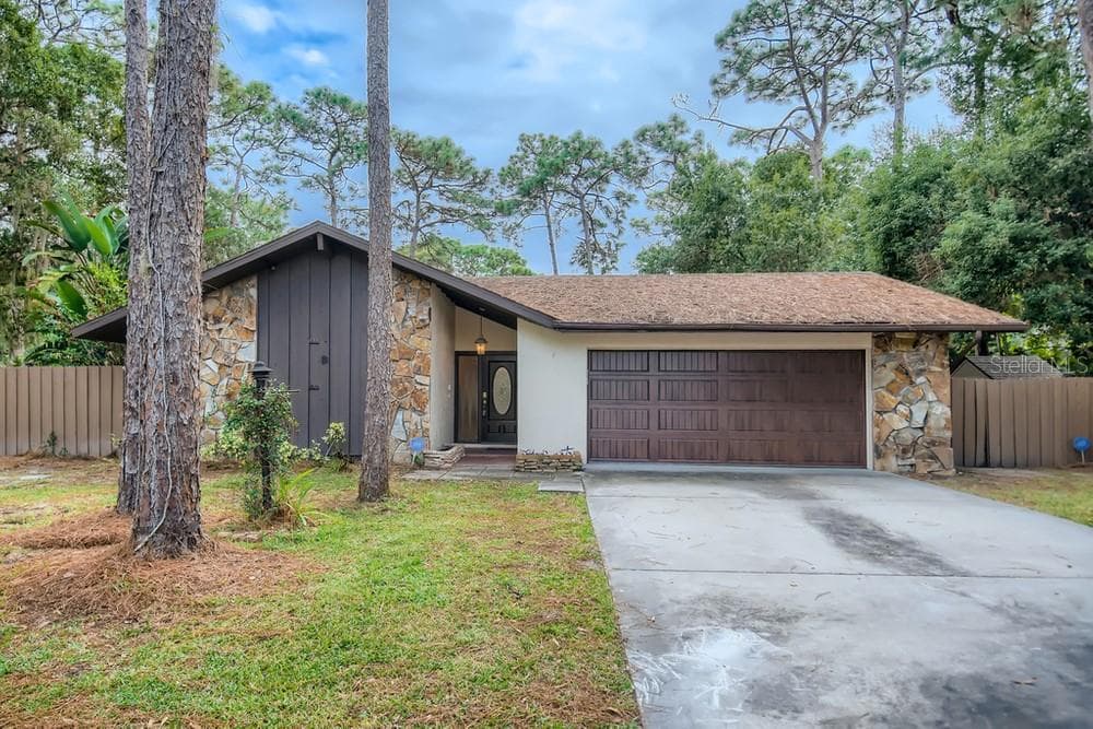 2842 NORTHWOOD CIRCLE SARASOTA, FL 34234