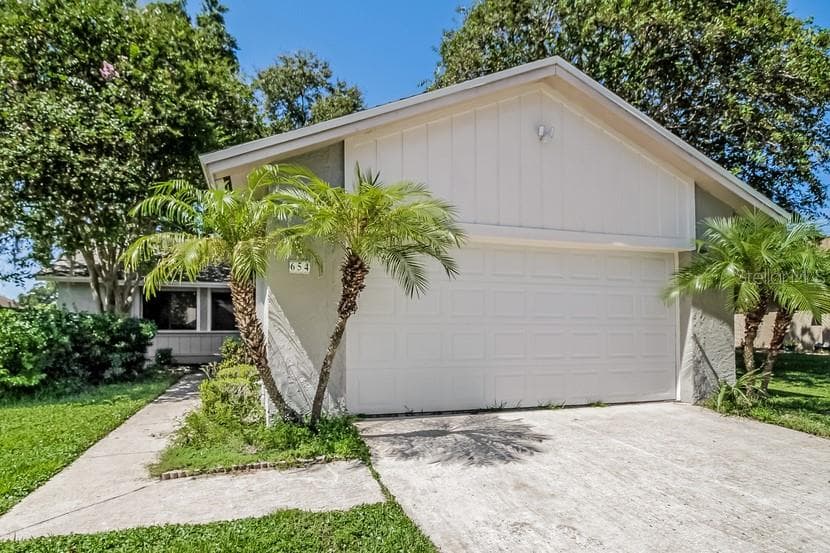 654 AIRMONT AVENUE ALTAMONTE SPRINGS, FL 32714