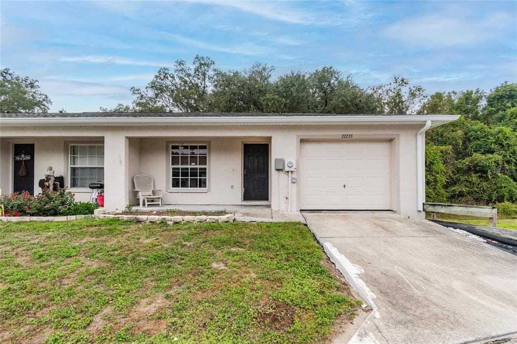 37235 GRASSY HILL LANE DADE CITY, FL 33525