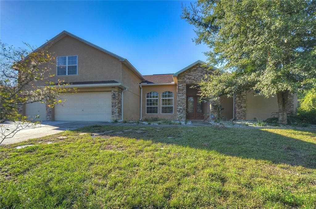 8021 SYCAMORE DRIVE NEW PORT RICHEY, FL 34654