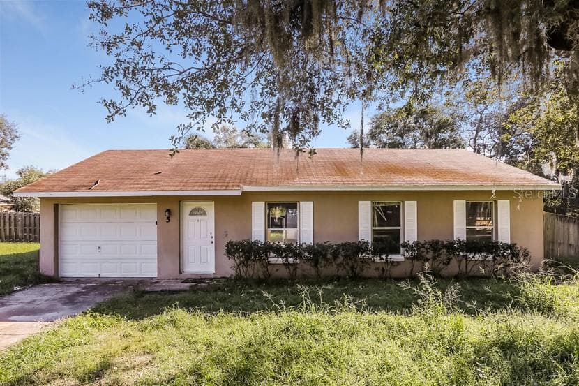 5 BAY RIDGE LOOP MASCOTTE, FL 34753
