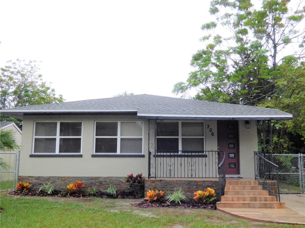 306 W VALENCIA STREET LAKELAND, FL 33805