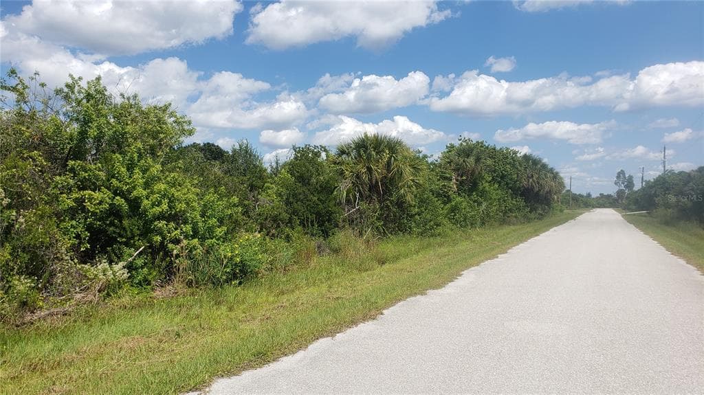 12176 VAN GOUGH AVENUE PORT CHARLOTTE, FL 33981