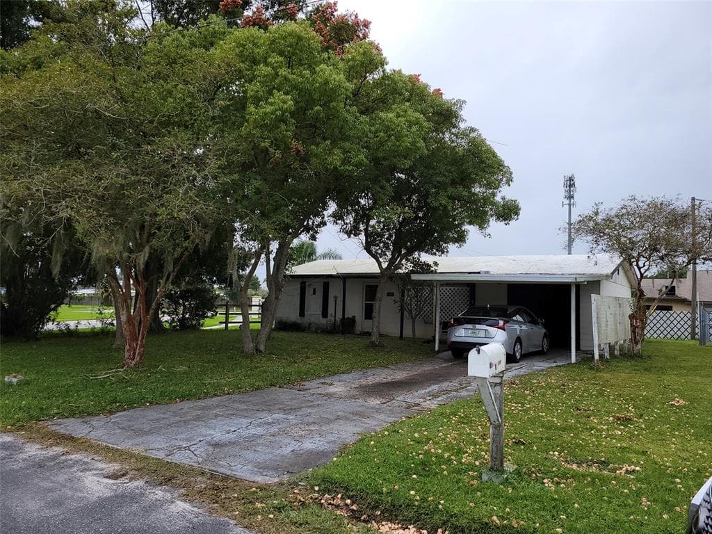 1809 KNOLLWOOD DRIVE HOLIDAY, FL 34690
