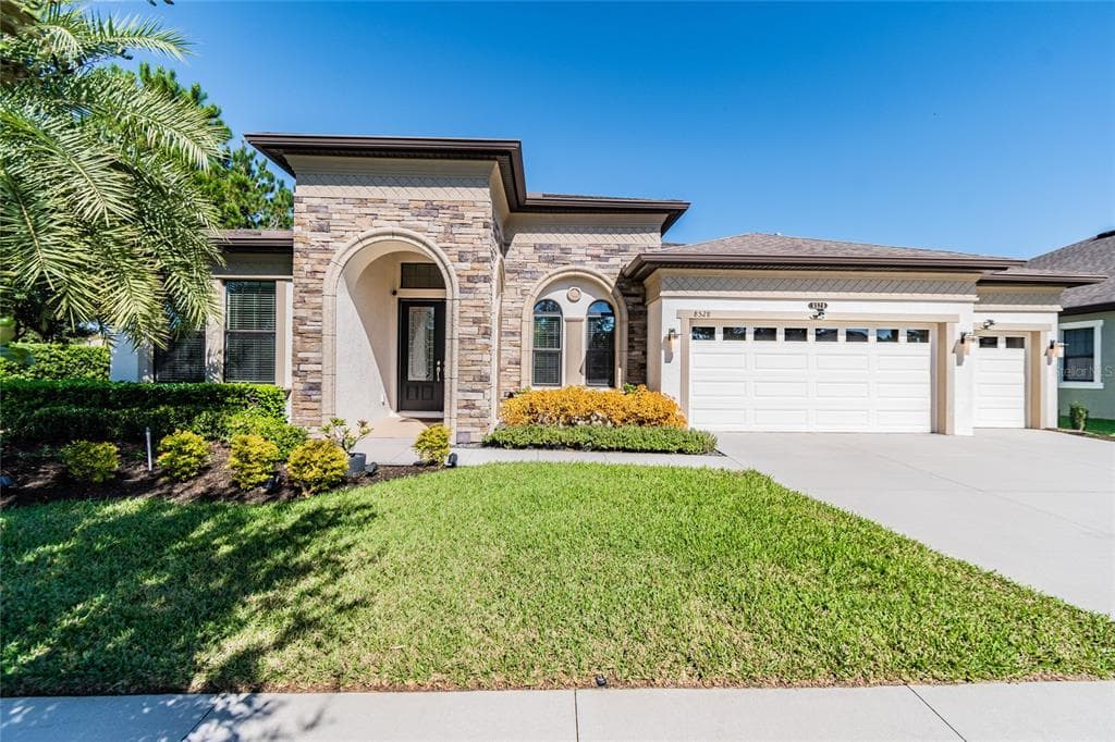 8528 SWISS CHARD CIRCLE LAND O LAKES, FL 34637