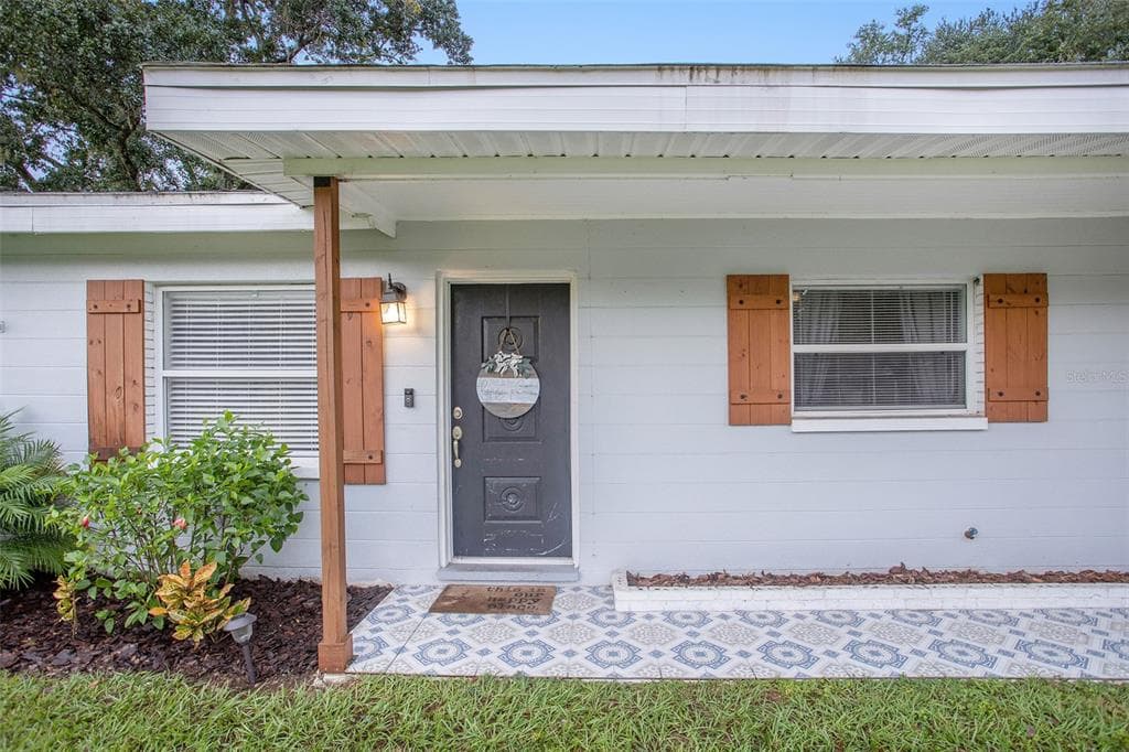 4828 EDMUND COURT DOVER, FL 33527