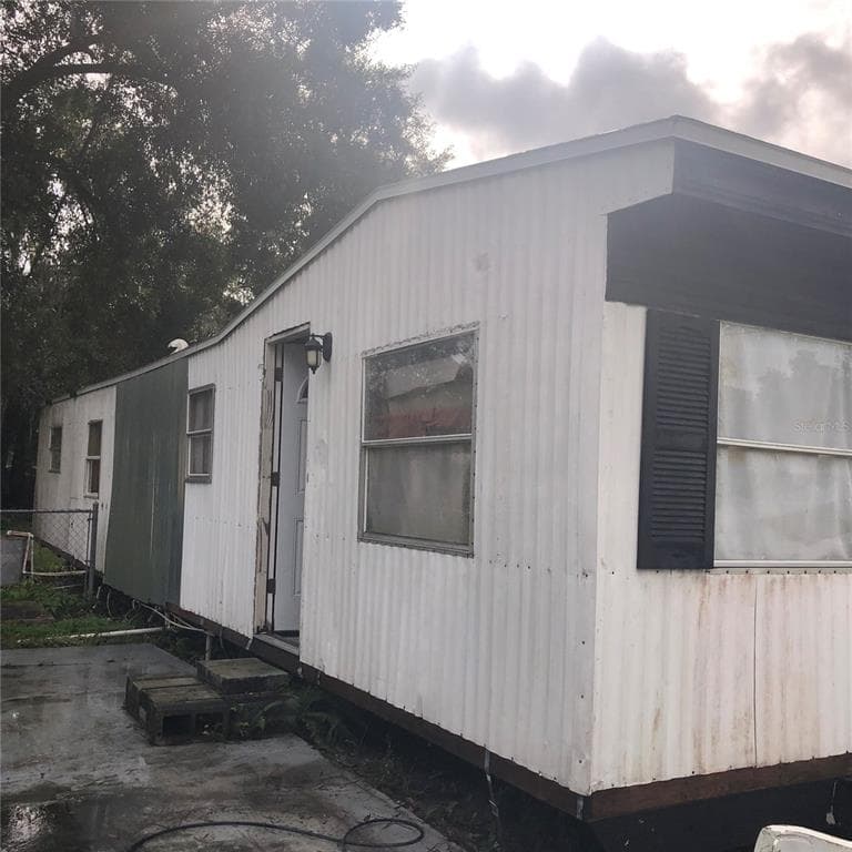 620 W CARVER STREET LAKELAND, FL 33805