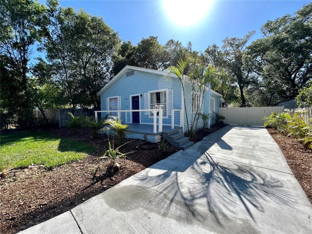 1516 TILLEY AVENUE CLEARWATER, FL 33756