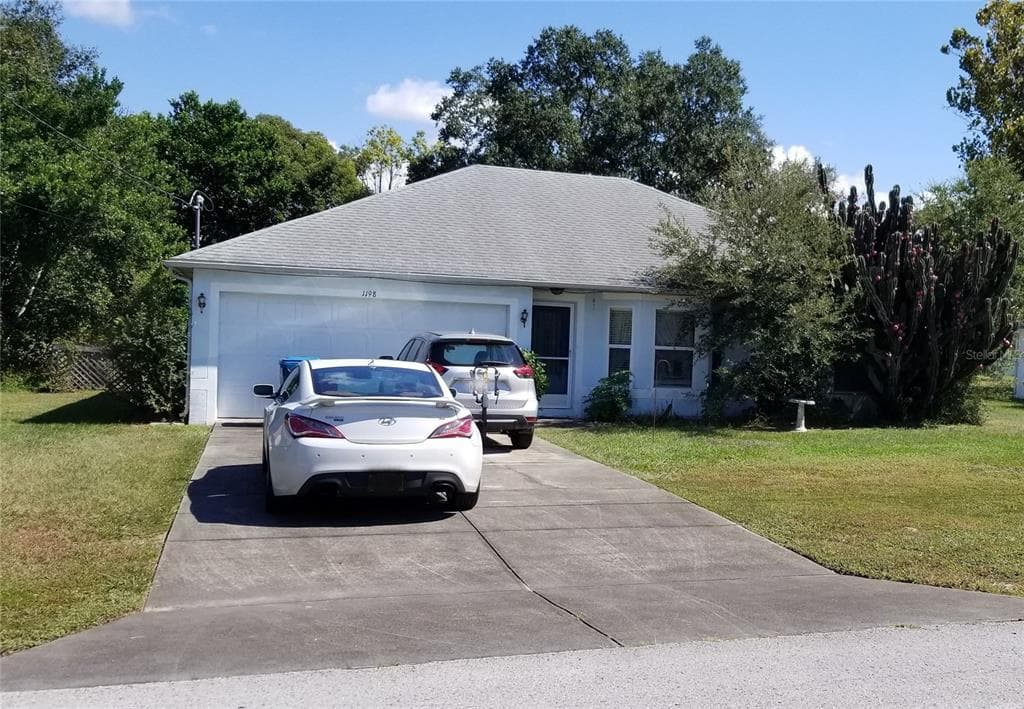 1198 MEREDITH DRIVE SPRING HILL, FL 34608