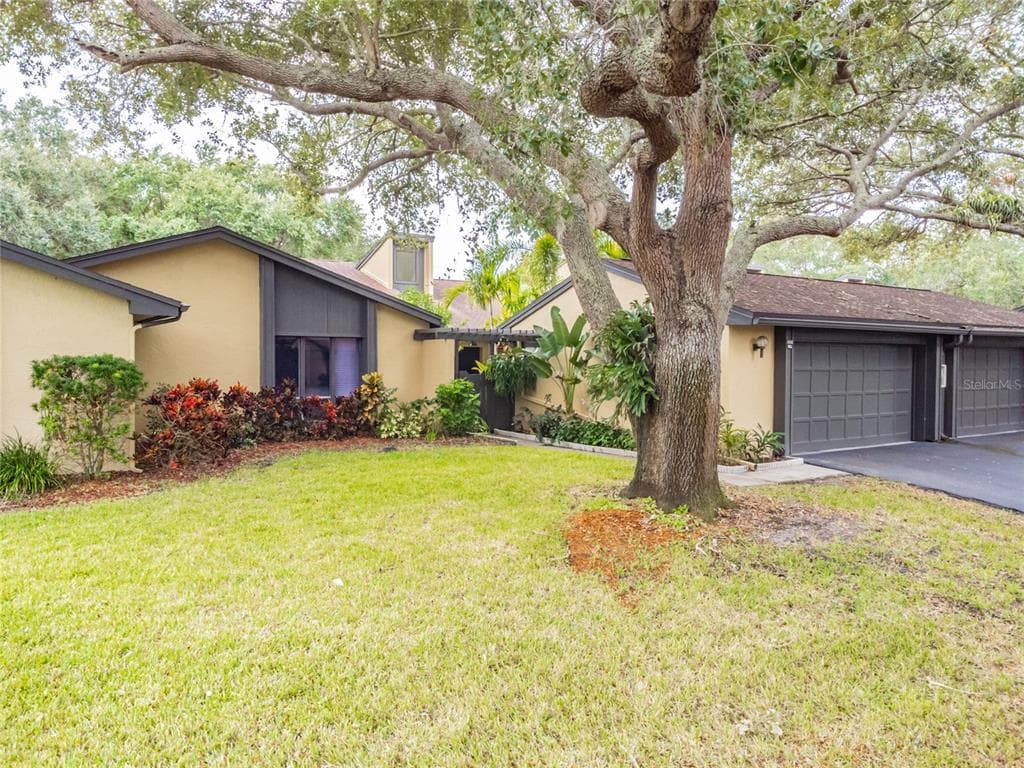 13300 INDIAN ROCKS ROAD UNIT 1002 LARGO, FL 33774