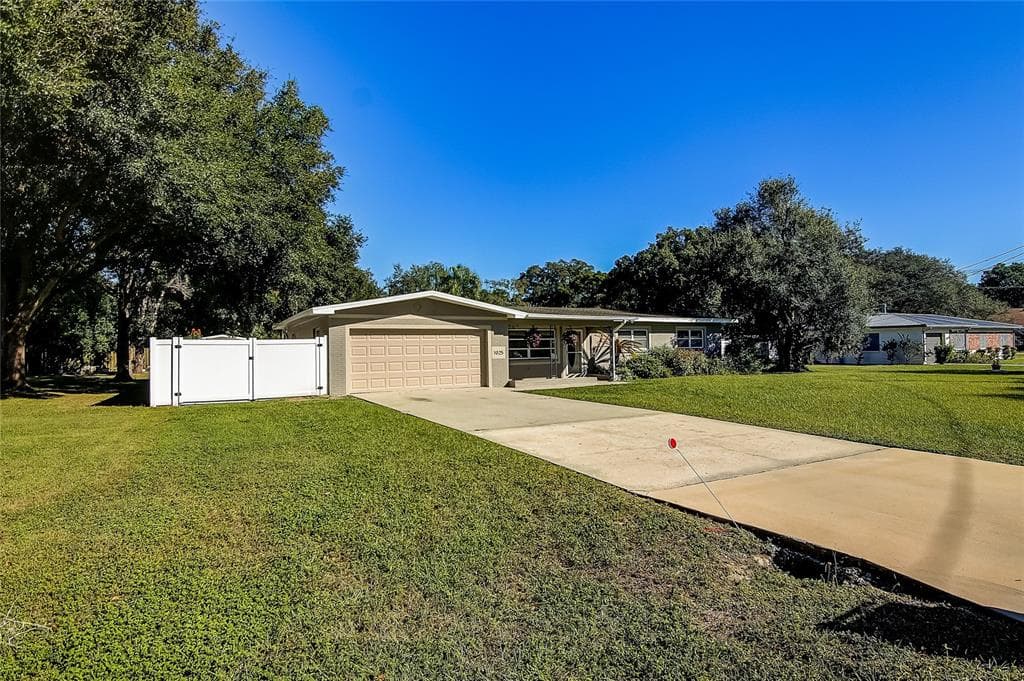 1025 MEADOW LANE BRANDON, FL 33511