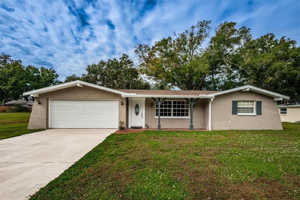3809 SAINT AUGUSTINE PLACE LAND O LAKES, FL 34639