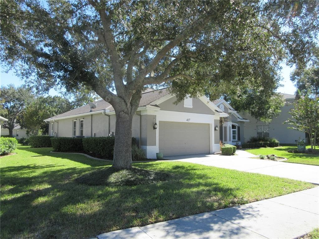 417 LAKEWOOD DRIVE OLDSMAR, FL 34677