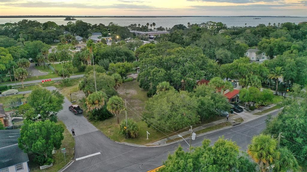 356 AND OR 380 HANCOCK STREET DUNEDIN, FL 34698