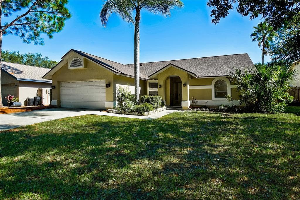 1522 BAY VIEW STREET TARPON SPRINGS, FL 34689
