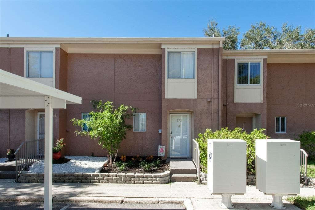 173 114TH AVENUE N UNIT 173 ST PETERSBURG, FL 33716